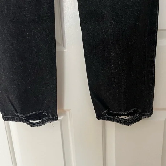 Abercrombie and Fitch | The ankle straight ultra high-rise jeans—27/4L - Picture 3 of 4